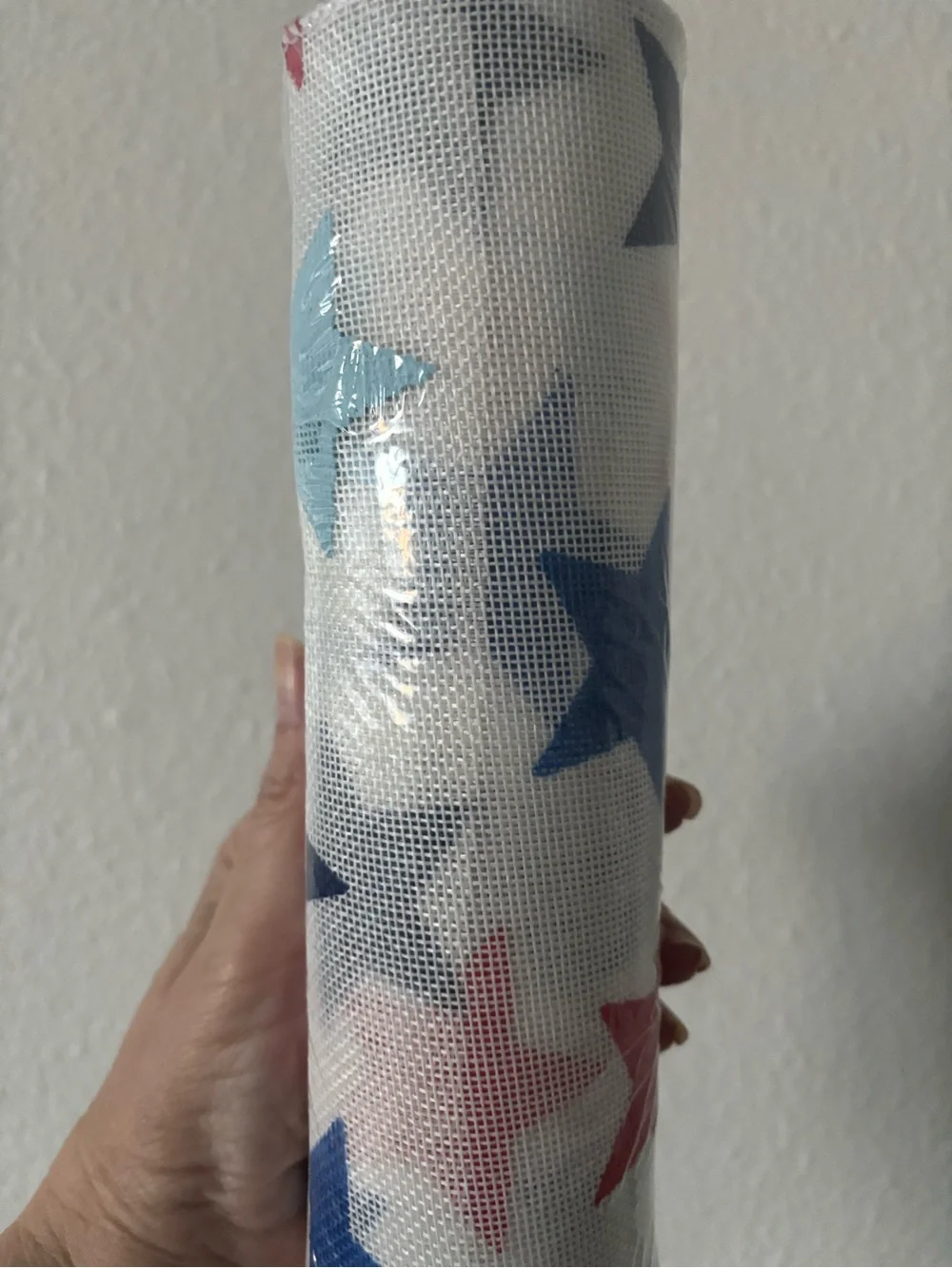 DIY Patriotic Celebrate 250tg Red, Wt Blue Star Mesh Roll Party Décor Final Sale